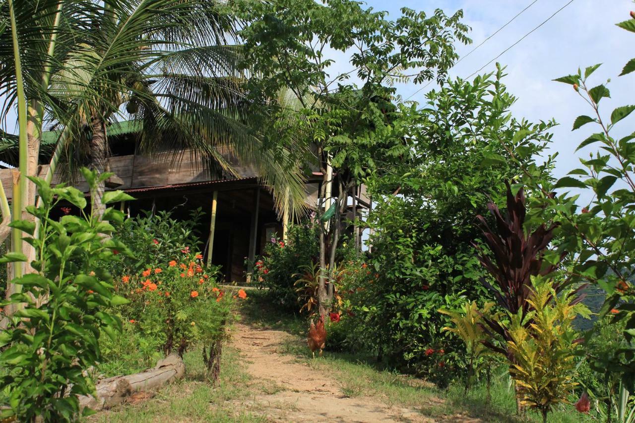 Posada La Ofelia El Zaino Exterior photo